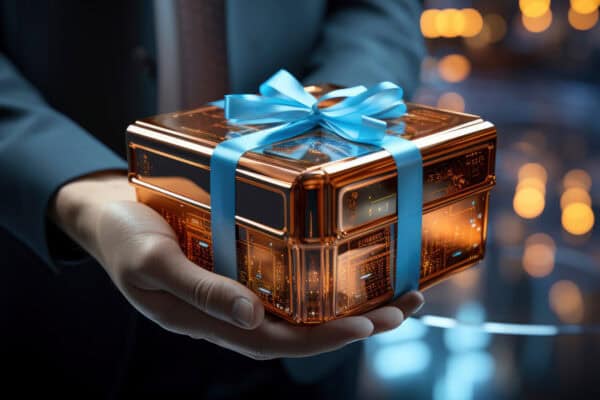 5 Creative Ways to Gift the Royal Box