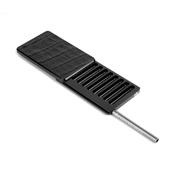 Royal Box Black Crock Snuff Set